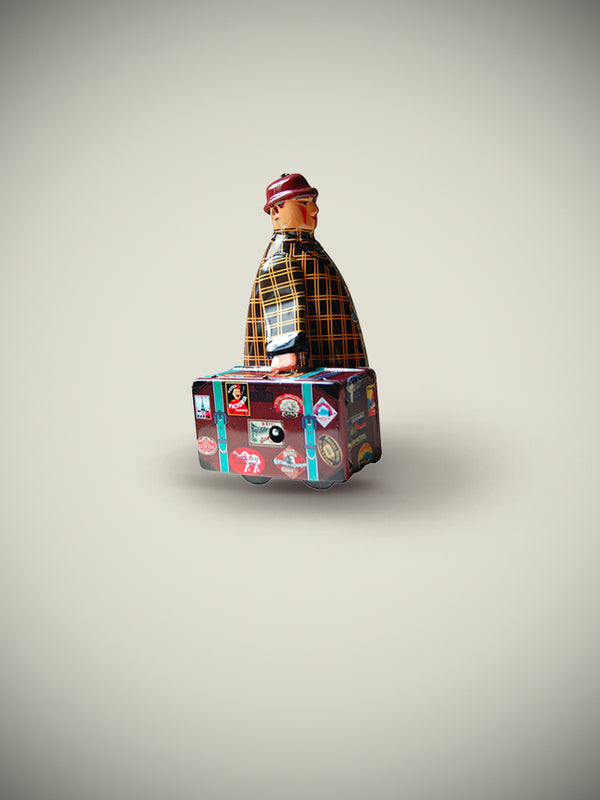 Figura de Lata 'Travelling Man' Estilo Vintage