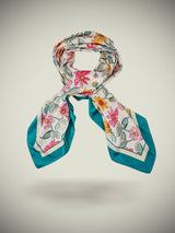 Pañuelo Estampado 'Jardín Secreto' 90x90 cm