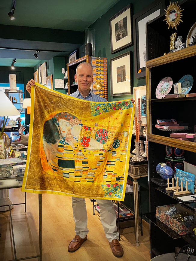 Pañuelo Estampado 'El Beso' 90x90 cm - Gustave Klimt