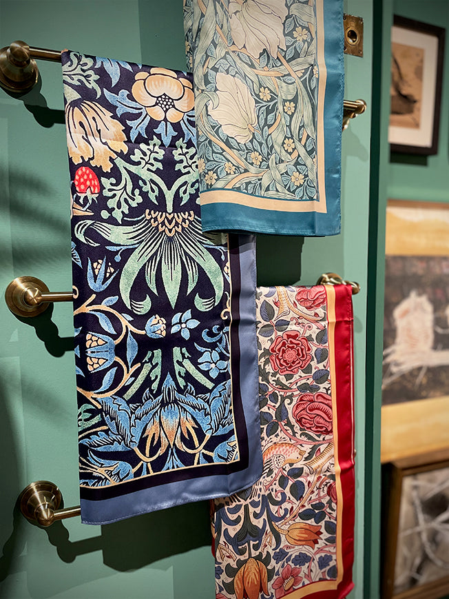 Pañuelo Estampado 'Strawberry Thief' 90x90 cm - William Morris