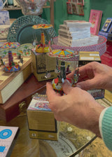 Carrusel de Lata 'Fair III' Estilo Vintage