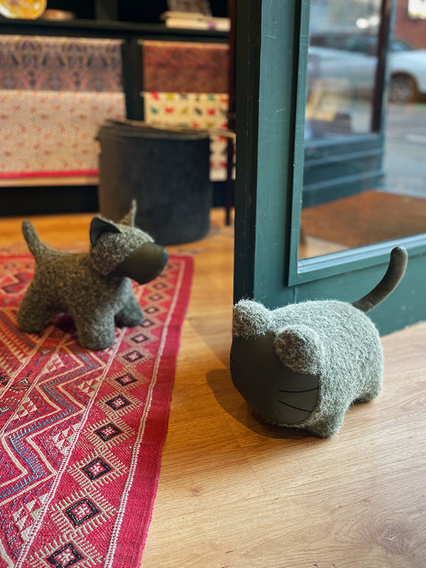 Cat Doorstop 'Miaociaobau' - Green