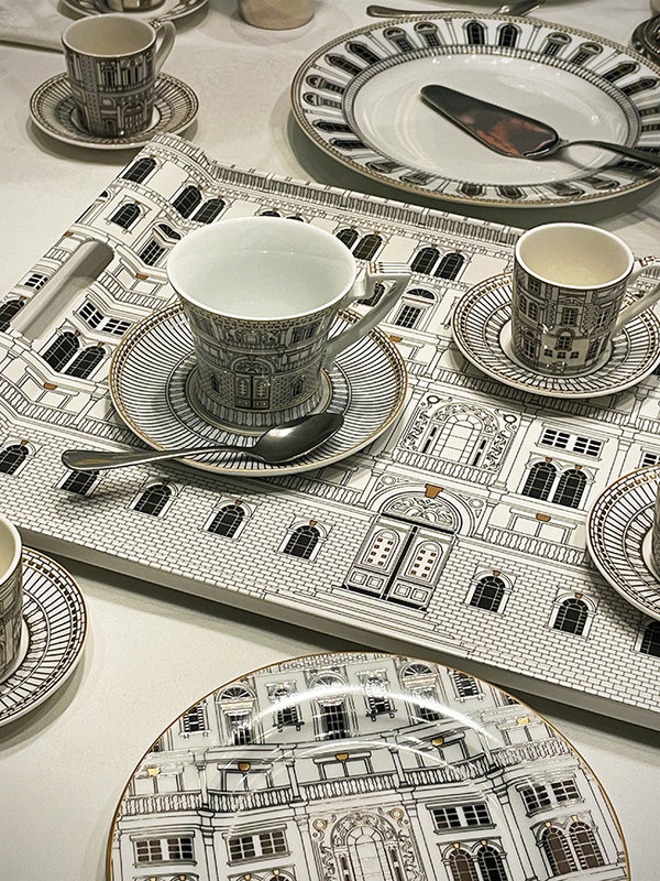 tazas-grandes-con-plato-dibujo-arquitectura-palacio