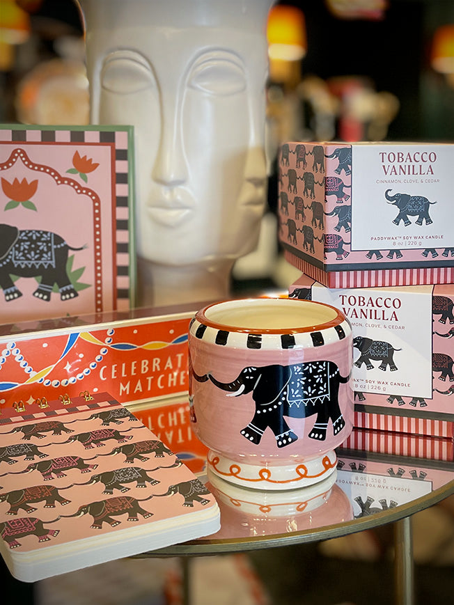 Vela A Dopo 'Tobacco Vanilla' - Diseño Elefantes 8oz - Edición Limitada