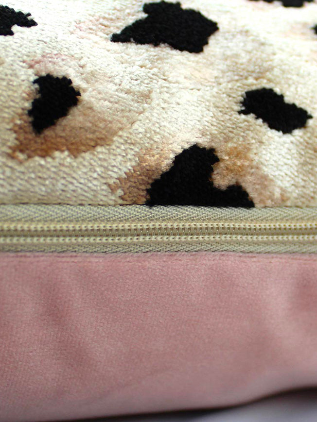 Cushion 'Nirvana' Pink Leopard - 35x50cm