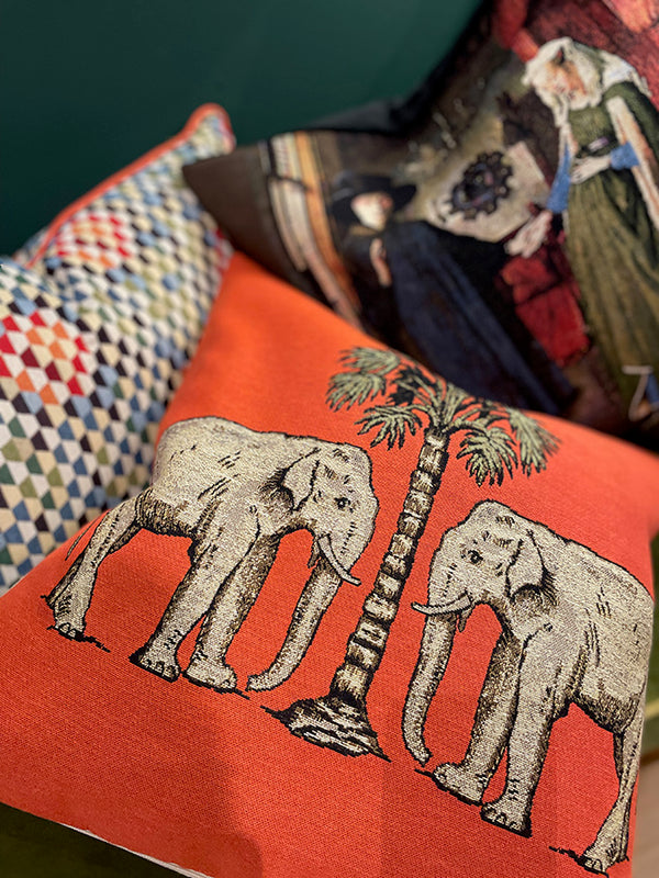 Cushion 'Savannah Elephants & Palm Tree' - 45x45 cm